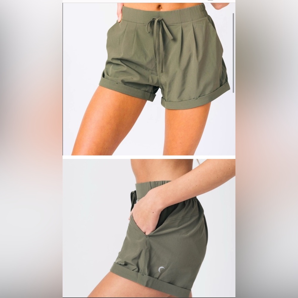 Zyia Active Olive Summer Shorts sz M